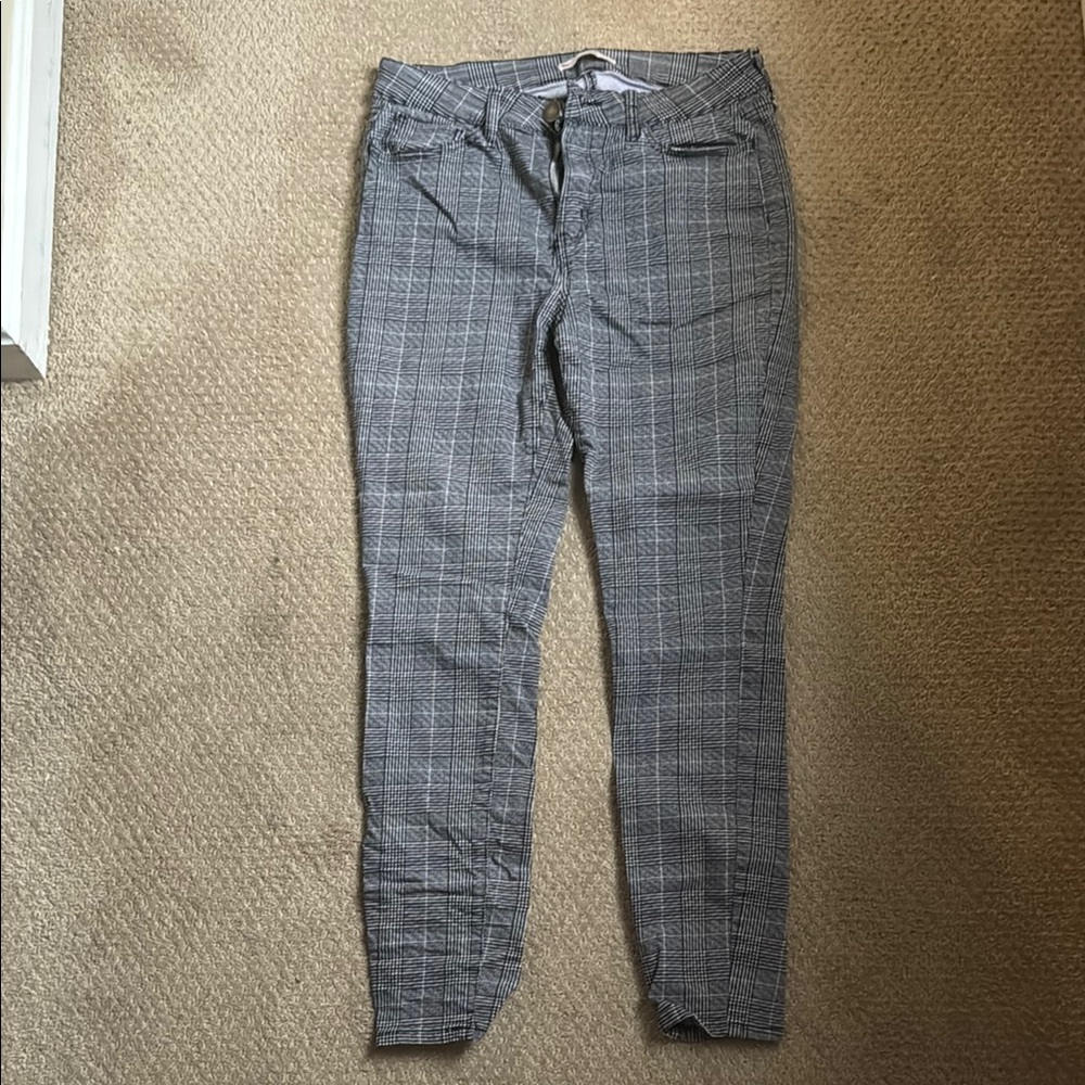SO Gray Skinny Jeans with Plaid Pattern